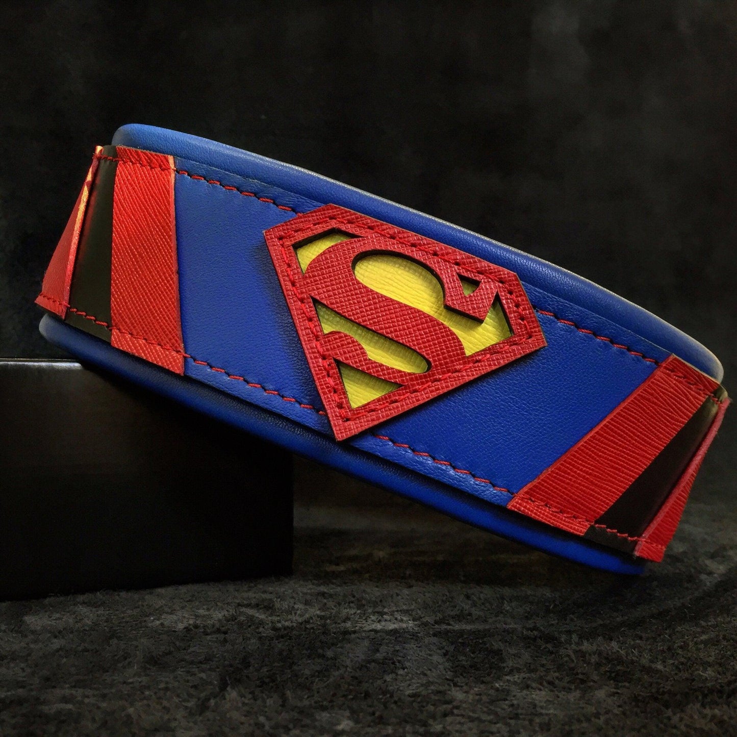 ''Superman'' collar-0