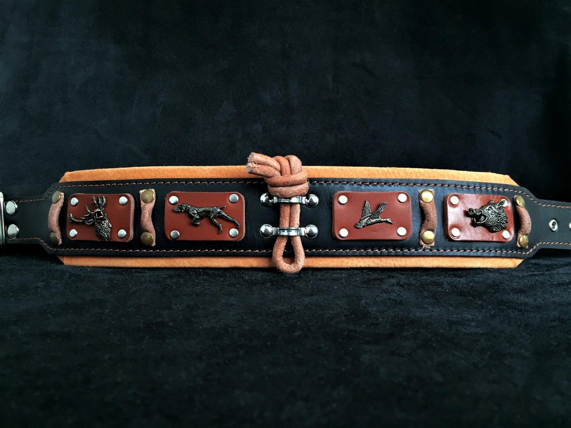 The "Hunter" collar-1